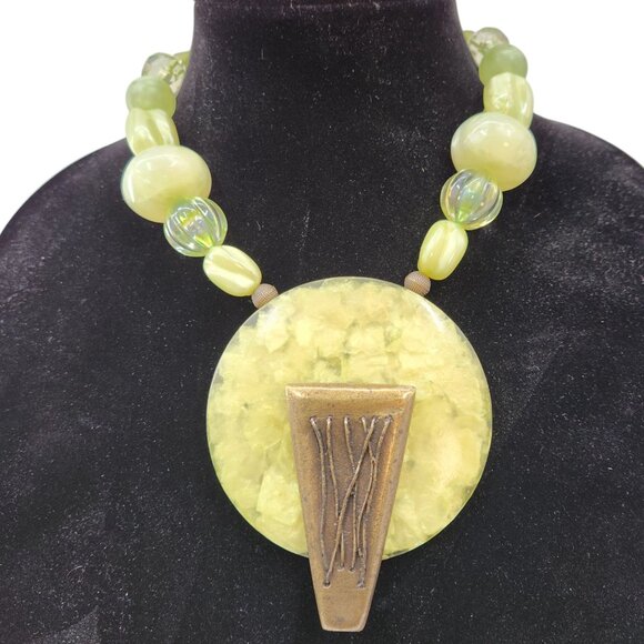 Chunky Green Beaded Statement Necklace With Large Light Green Pendant & Bronze A - Picture 3 of 12